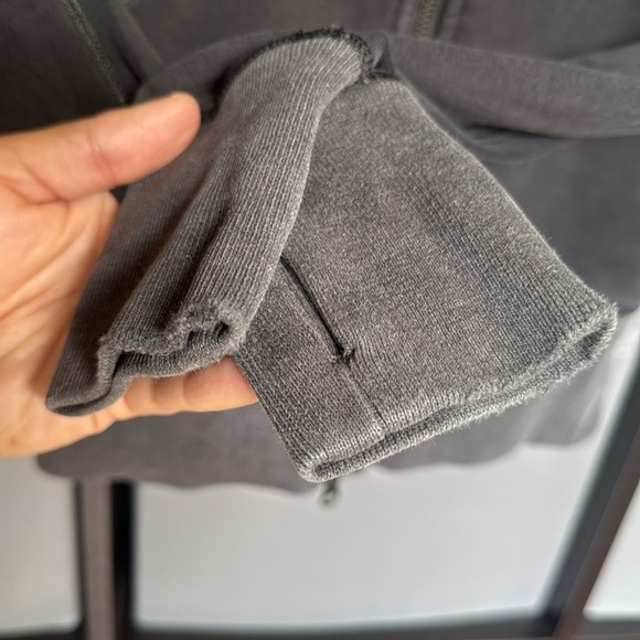 🍋 Lululemon Thin Scuba - Picture 5 of 5